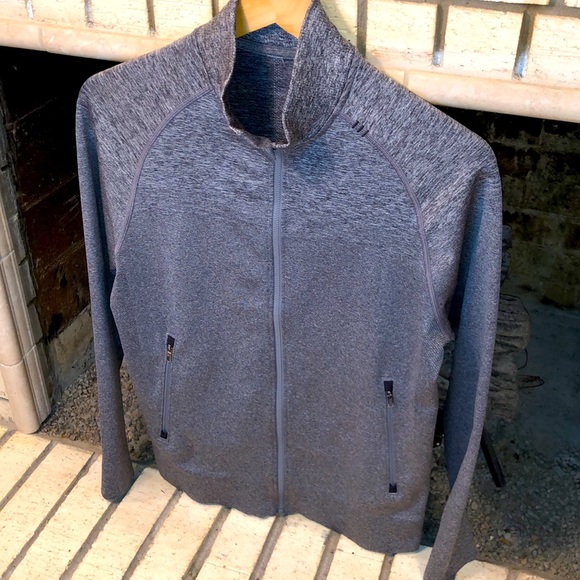 Lululemon - Men’s Zip-up - Small - Picture 3 of 11